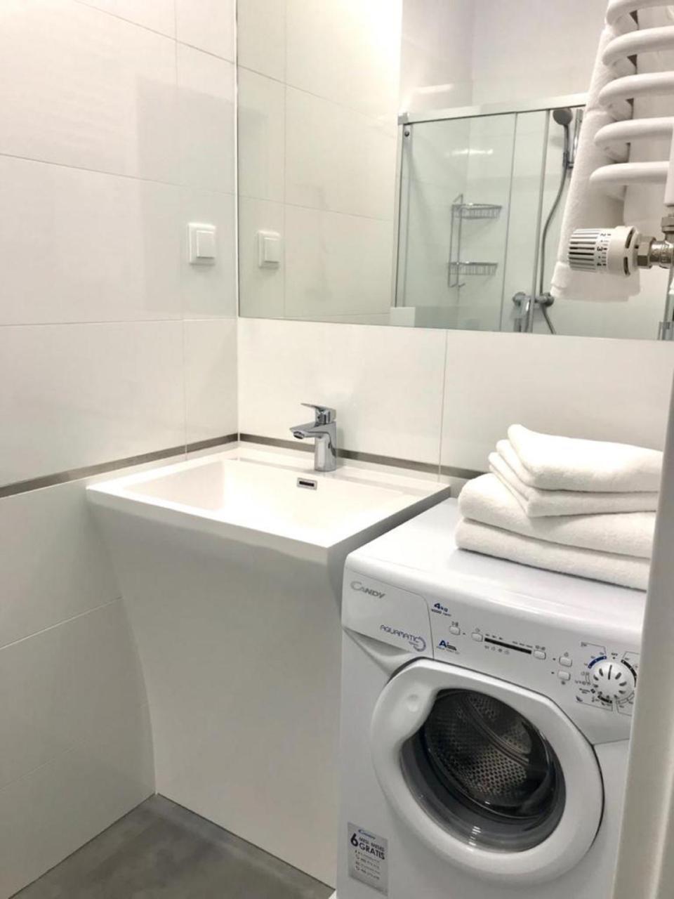 Apartamenty Zajezdnia Mtp Poznan Luaran gambar